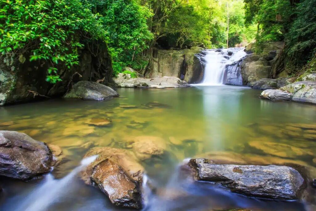 สถานที่ท่องเที่ยวใกล้กลุ่มอนุรักษ์ผ้าทอป่าละอู สถานที่ท่องเที่ยวใกล้กลุ่มอนุรักษ์ผ้าทอป่าละอู